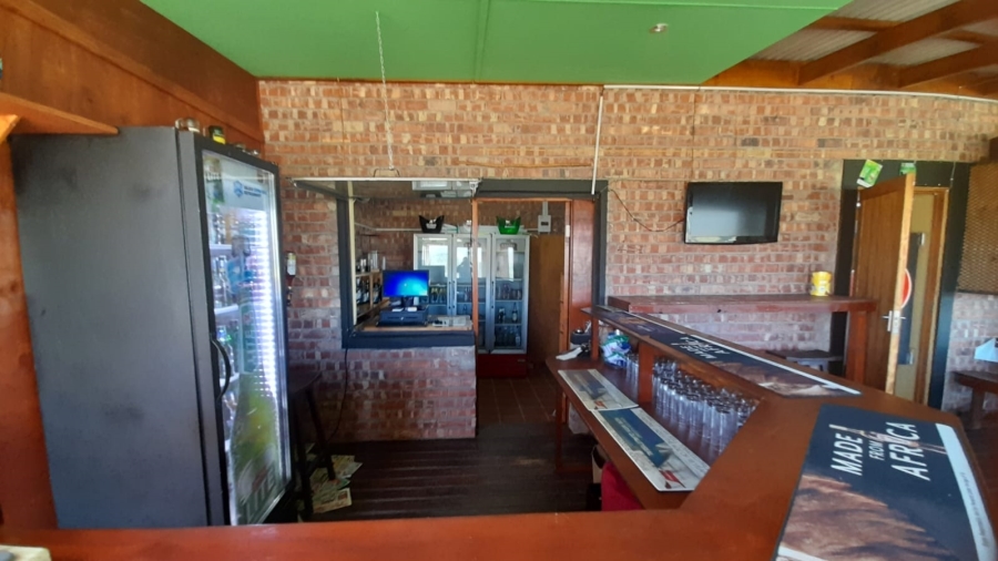 Commercial Property for Sale in Paradise Beach Eastern Cape